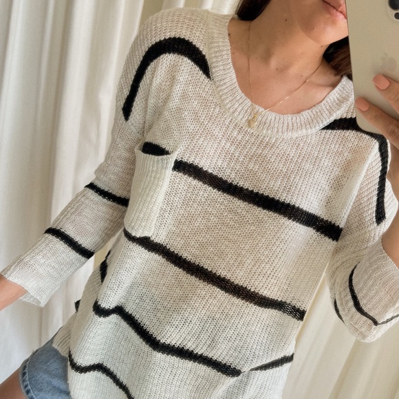 Kanzler Sweaters - LAST L • STRIPED SWEATER  — In Off white